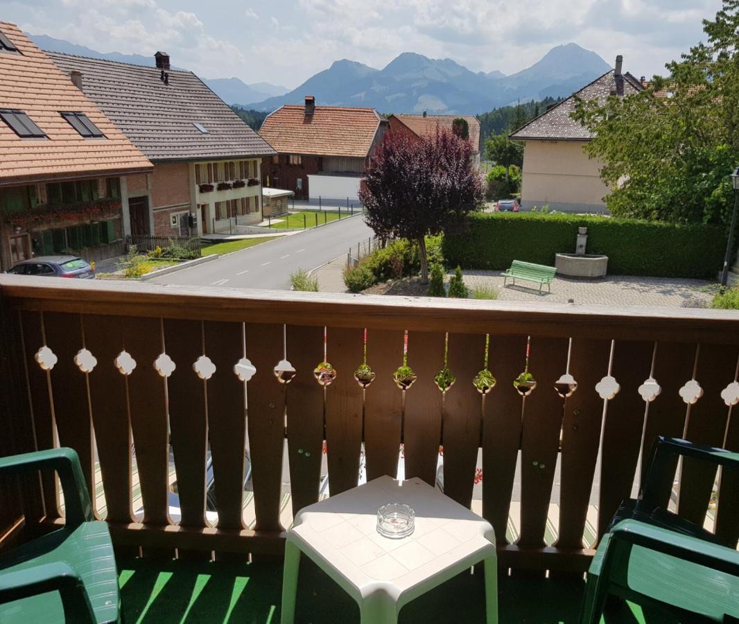 Hotel Restaurant Le Gruyerien Morlon Kültér fotó