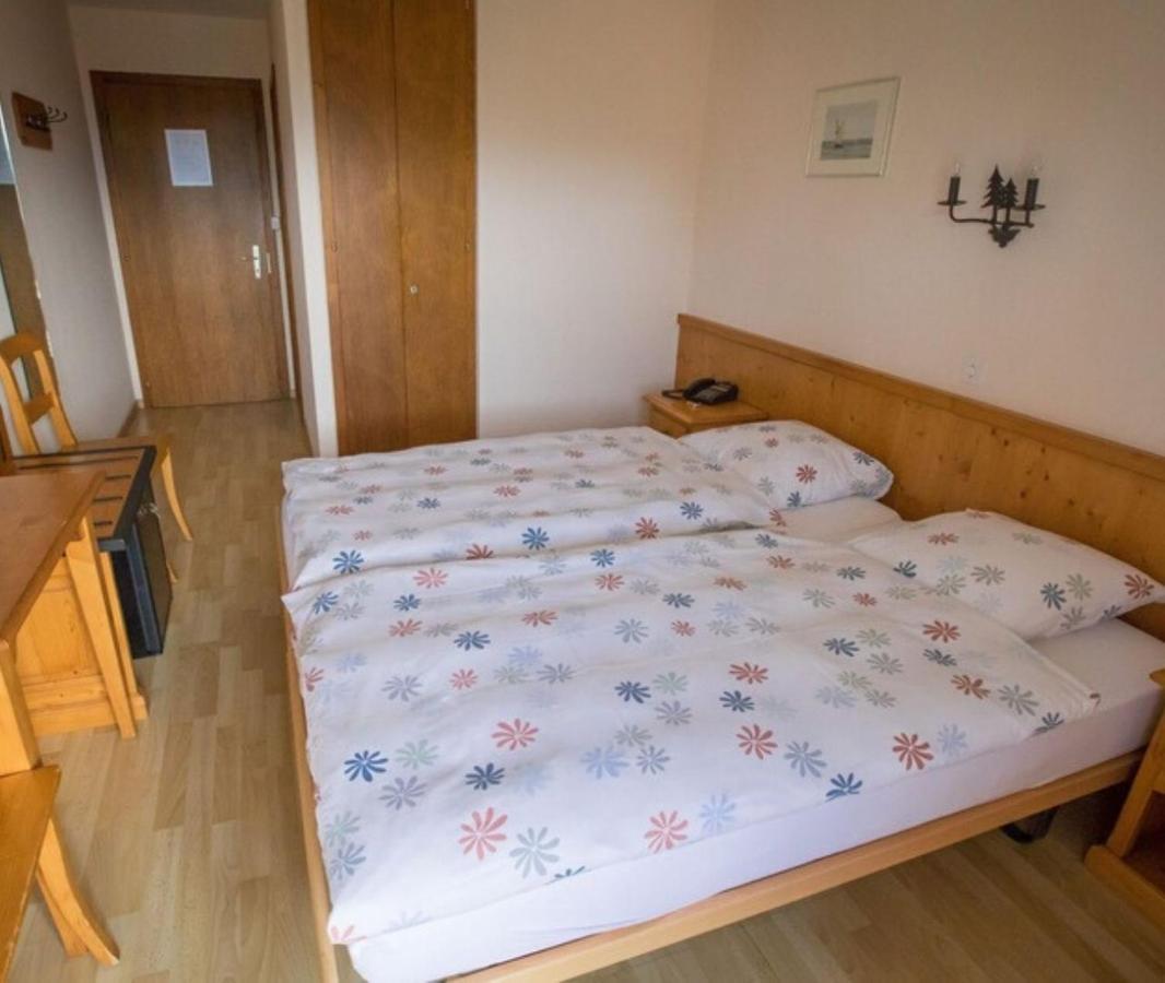 Hotel Restaurant Le Gruyerien Morlon Kültér fotó